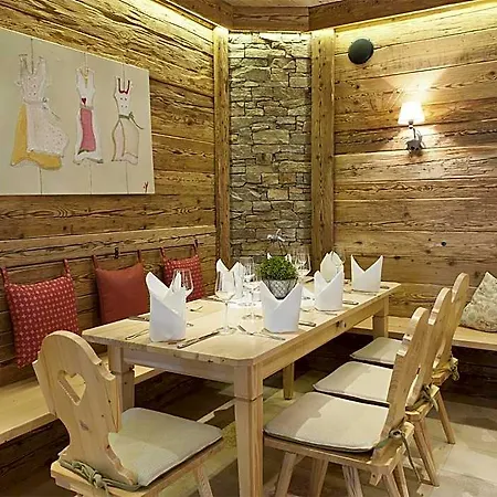 Forstnerwirt | Stubn | Biergarten 3* Rottenburg an der Laaber
