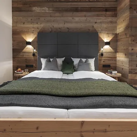 Forstnerwirt | Stubn | Biergarten Otel 3*