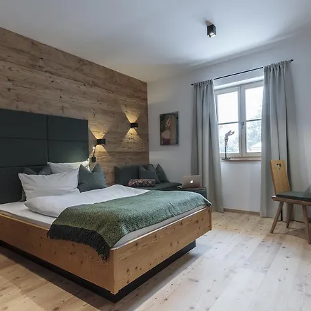 Forstnerwirt Hotel | Stubn | Biergarten Rottenburg an der Laaber