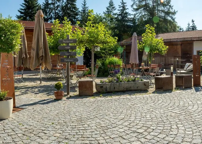 Forstnerwirt | Stubn | Biergarten Rottenburg an der Laaber
