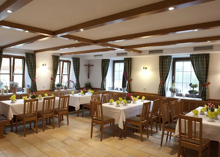 Forstnerwirt | Stubn | Biergarten מלון 3*