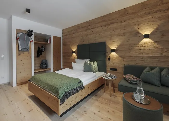 מלון Forstnerwirt | Stubn | Biergarten Rottenburg an der Laaber
