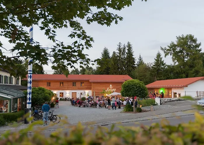 Forstnerwirt | Stubn | Biergarten Rottenburg an der Laaber